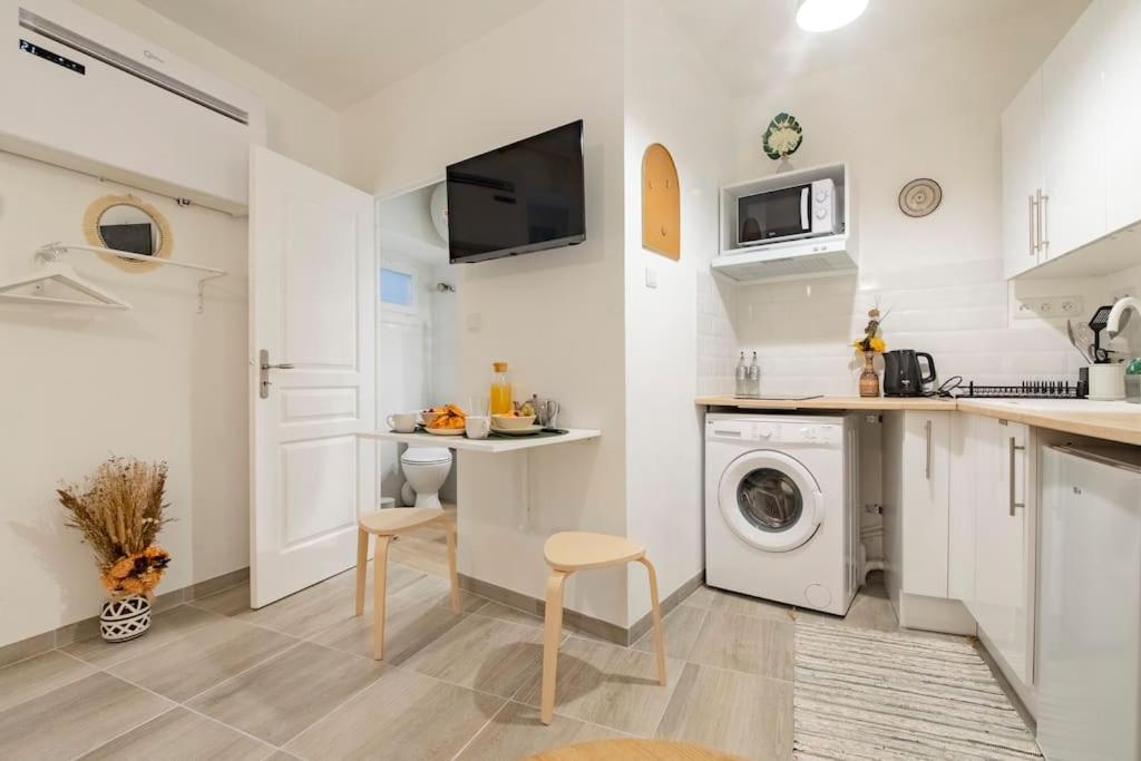 Studio « Le Boheme Chic » Nîmes Exteriör bild