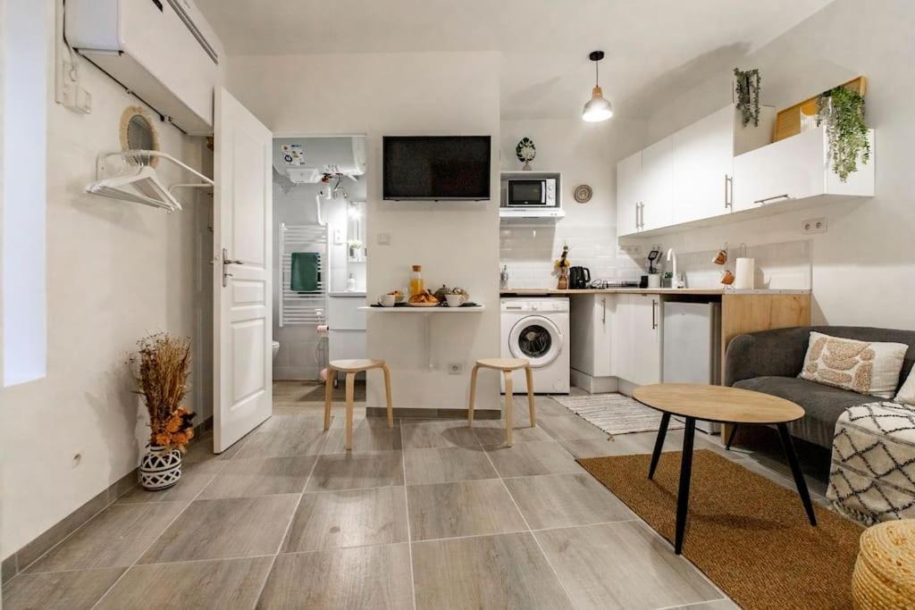 Studio « Le Boheme Chic » Nîmes Exteriör bild